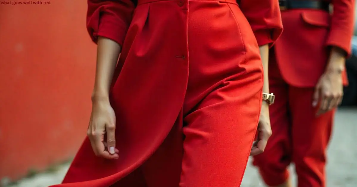 what goes well with red
