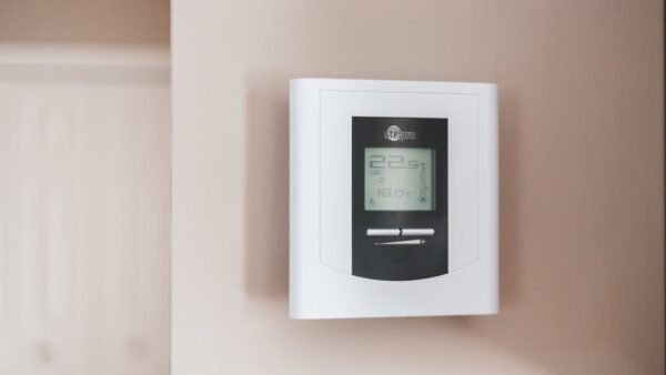 How Smart Thermostats Reduce Energy Bills in 2026