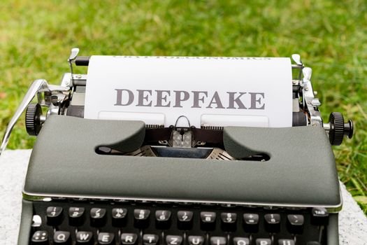 how does ai detect deepfakes and fake images
