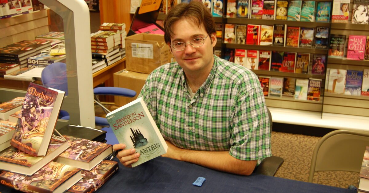 Brandon Sanderson Reading Order: Every Cosmere Book and Where to Start (2026)