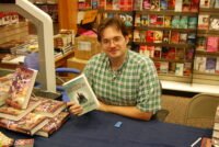 Brandon Sanderson Reading Order: Every Cosmere Book and Where to Start (2026)